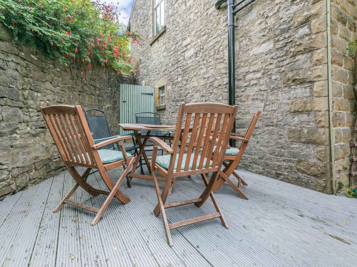 Rosskeen Villa Tideswell Exterior photo