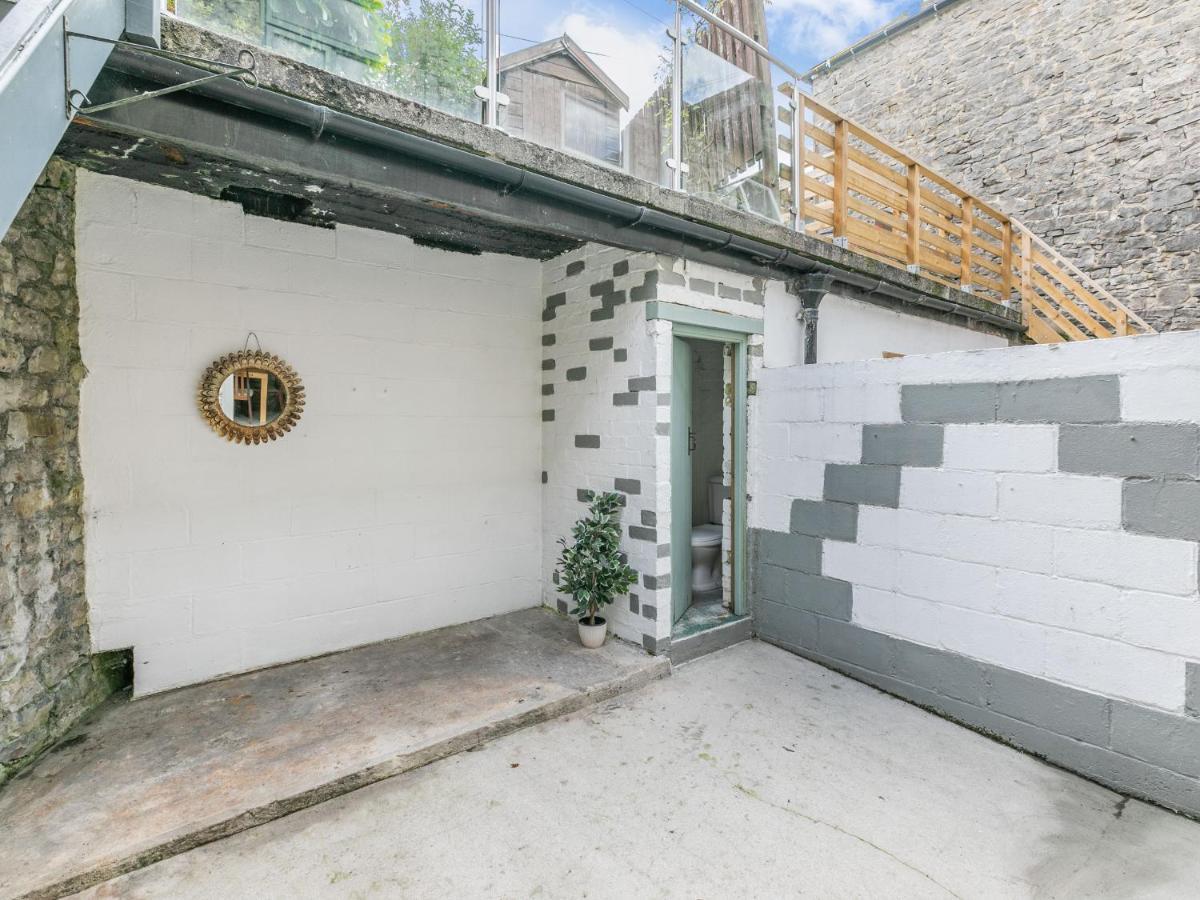 Rosskeen Villa Tideswell Exterior photo